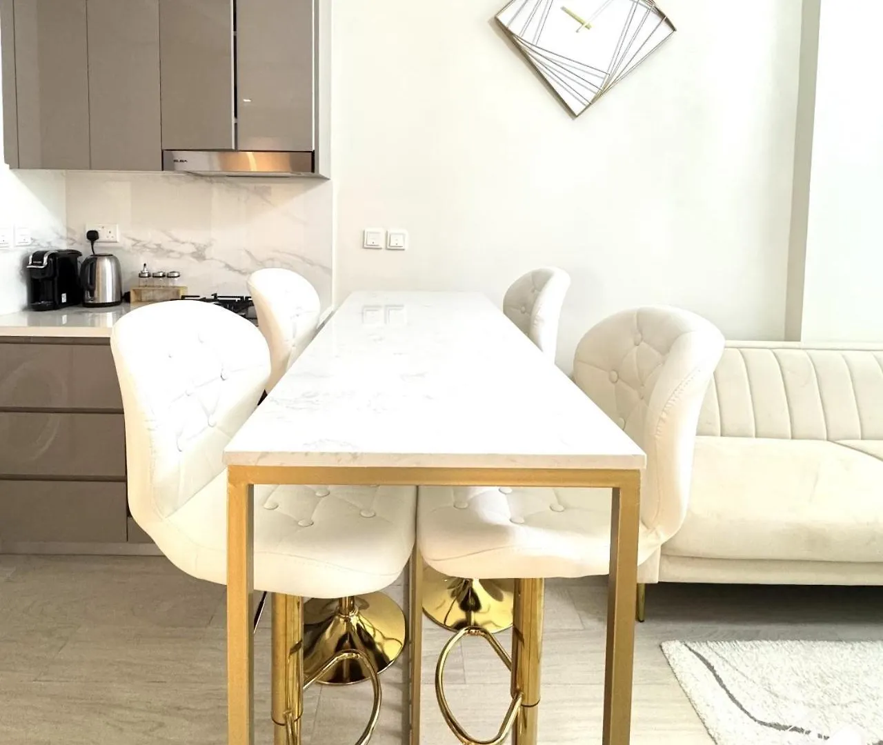 Stylish Pool View 1Br L Central Medyan Escape Dubái 0*,