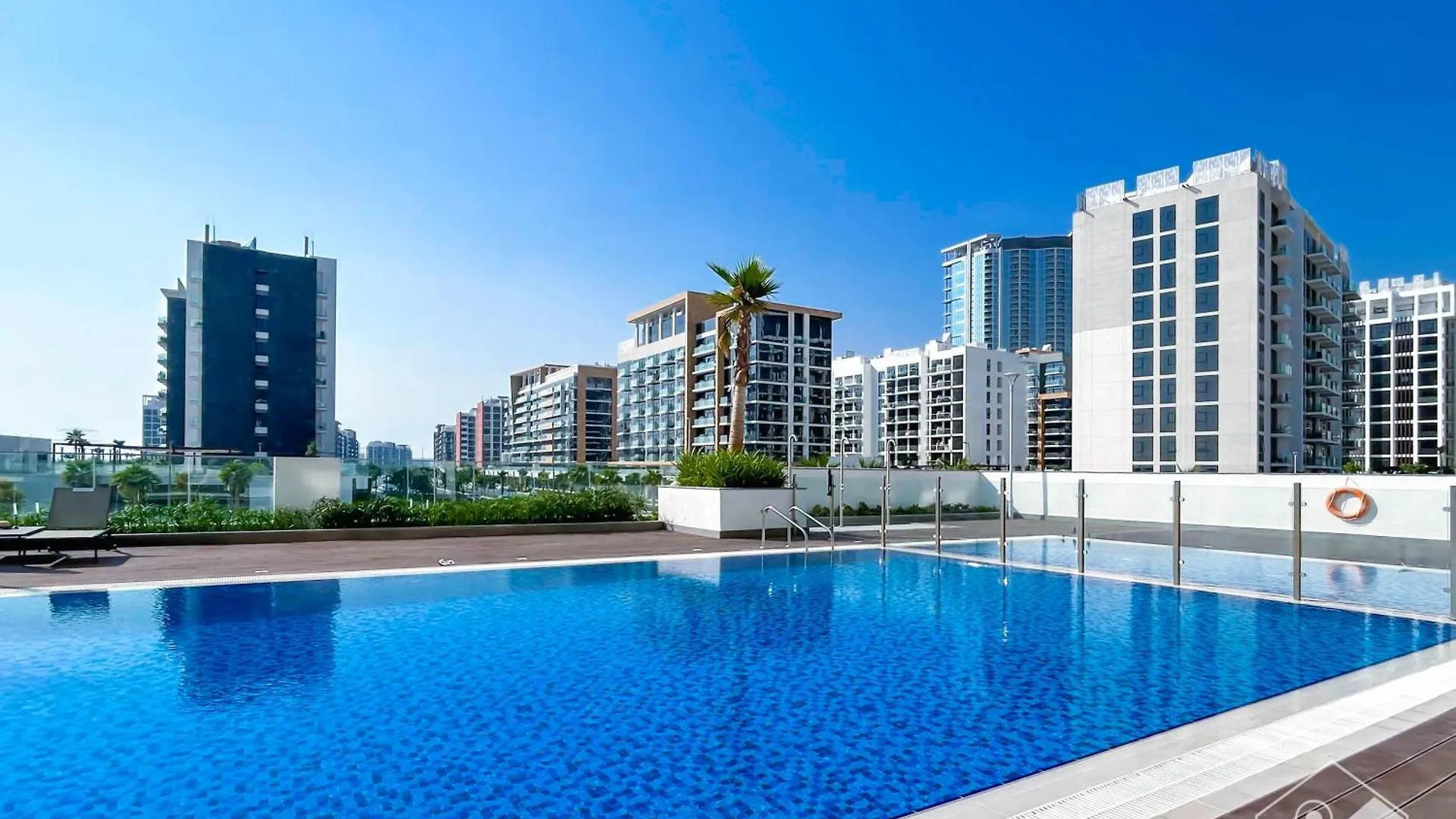 Stylish Pool View 1Br L Central Medyan Escape Dubái 0*,
