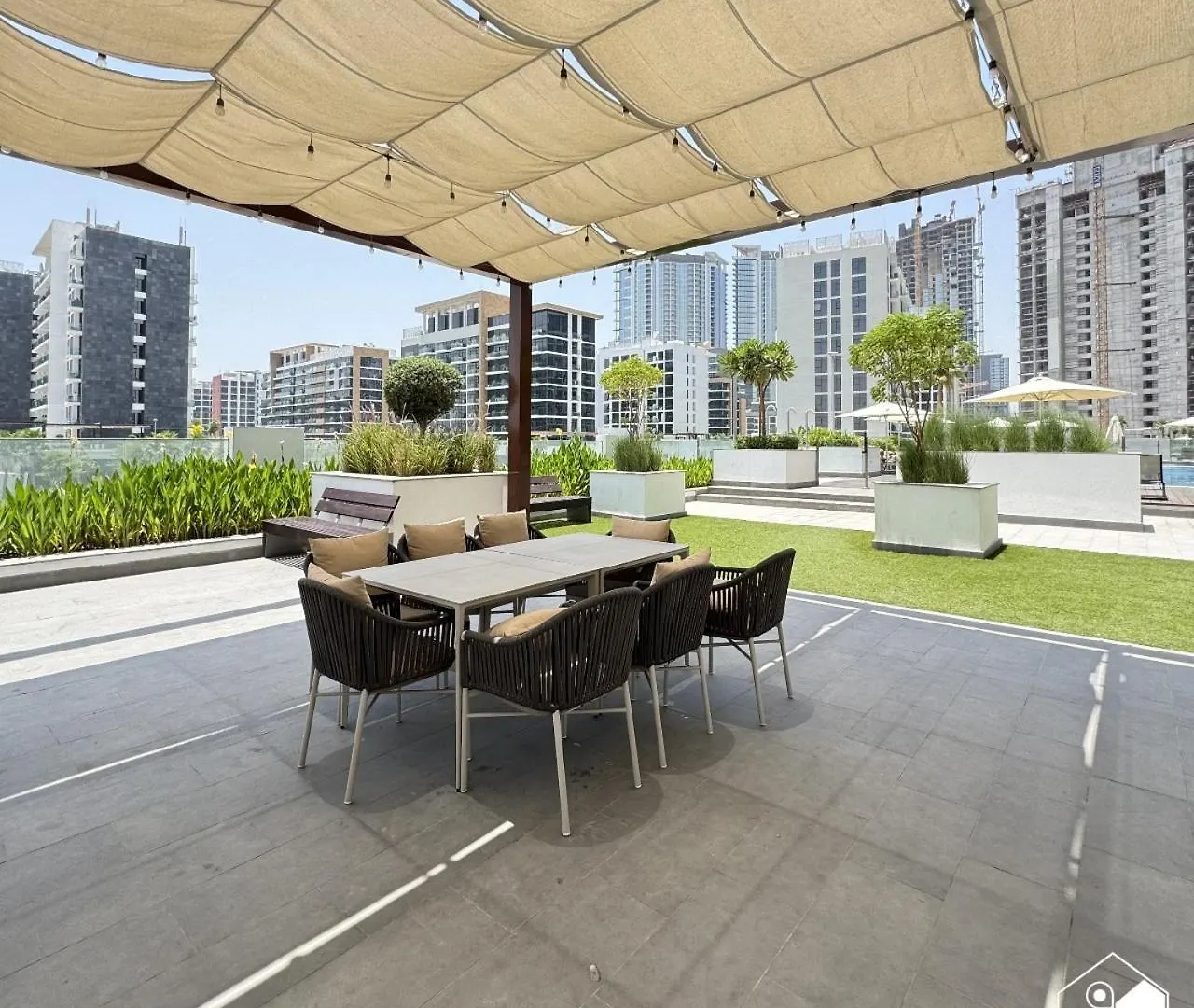 Stylish Pool View 1Br L Central Medyan Escape Dubai